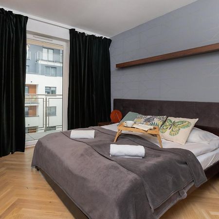 Superior Apartment With Balcony & Parking Gdansk By Noclegi Renters Prestige Экстерьер фото